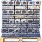 Energie Kienbacher Torfbriketts 2000 kg – zuverlässige Wärme auf 2 Paletten